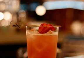 Cheap Places to Have a Drink in Stratford